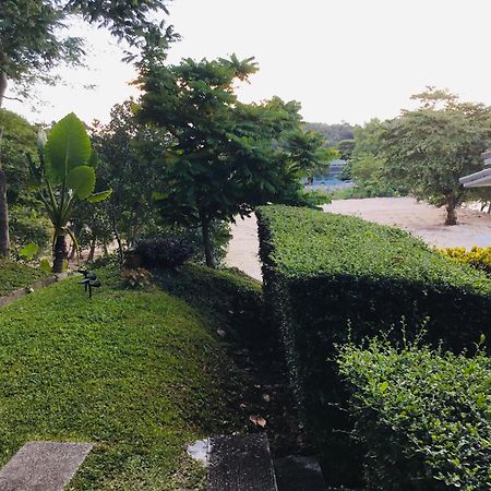 Koh Sirey Beachfront Pool Villa Phuket Bagian luar foto