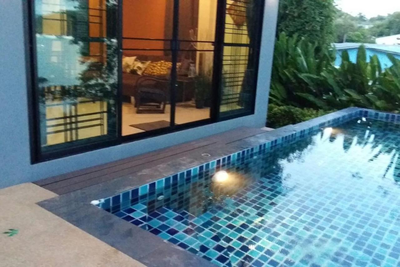 Koh Sirey Beachfront Pool Villa Phuket Bagian luar foto