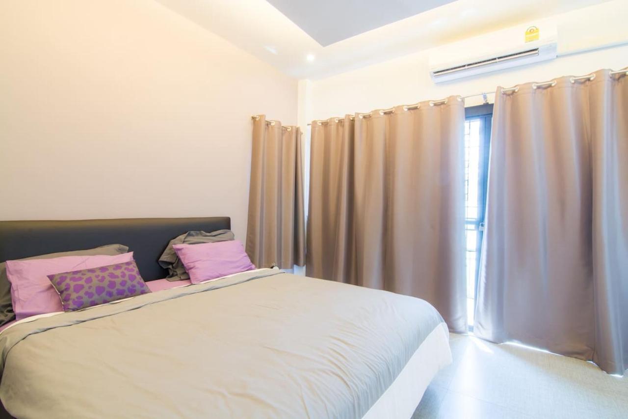 Koh Sirey Beachfront Pool Villa Phuket Bagian luar foto