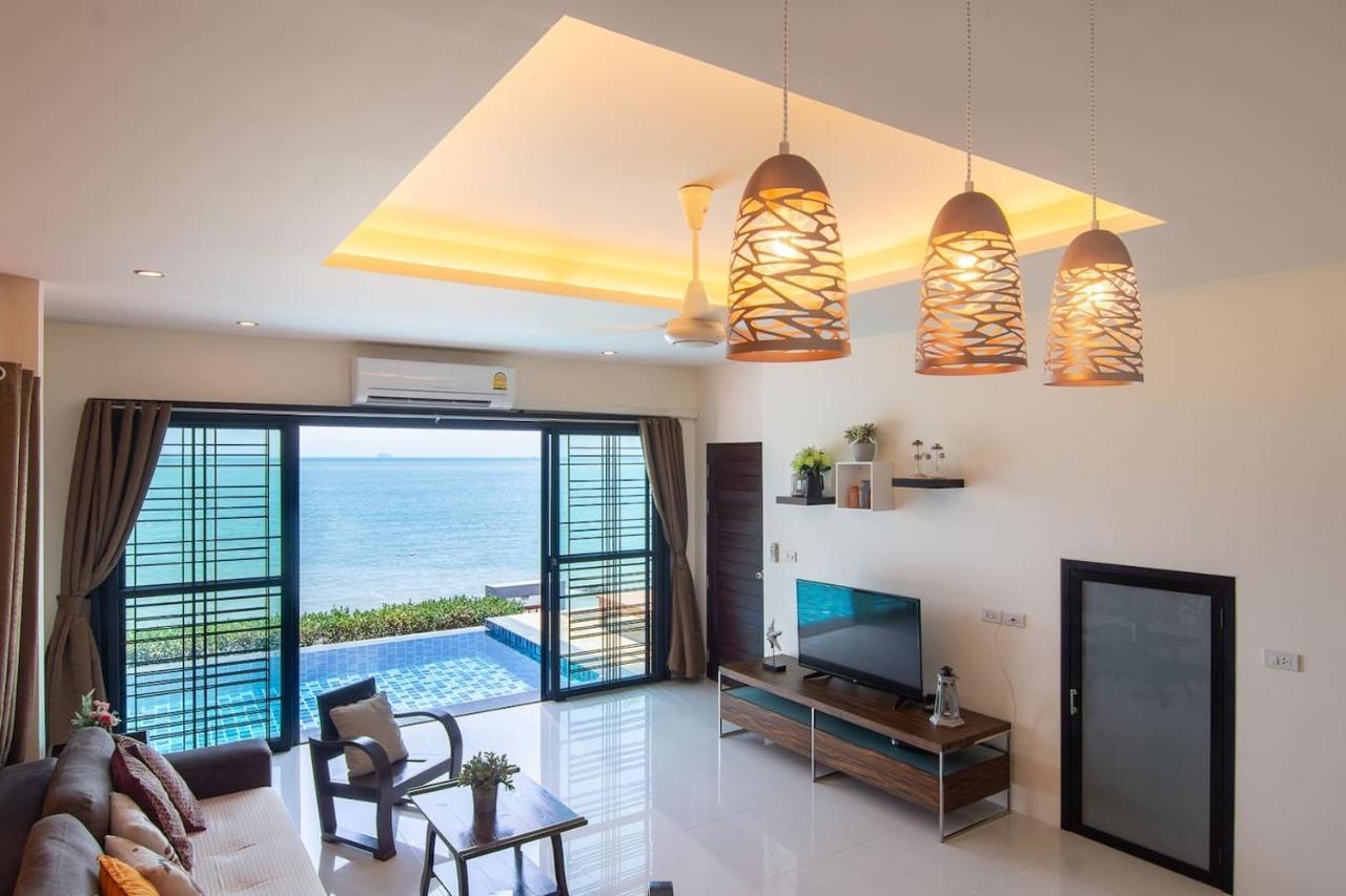Koh Sirey Beachfront Pool Villa Phuket Bagian luar foto