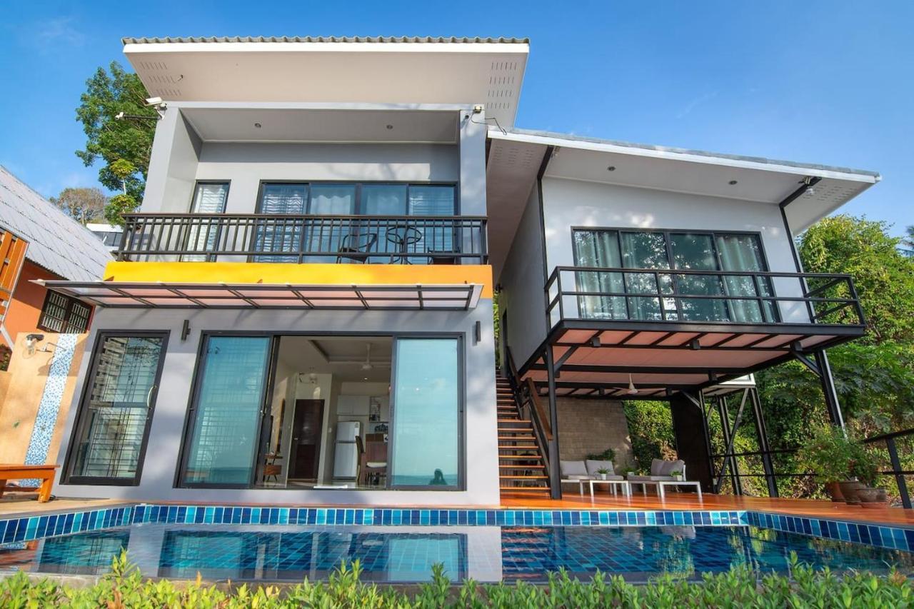 Koh Sirey Beachfront Pool Villa Phuket Bagian luar foto