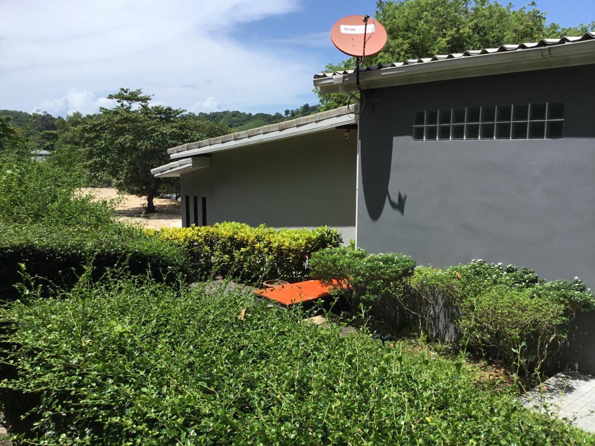 Koh Sirey Beachfront Pool Villa Phuket Bagian luar foto
