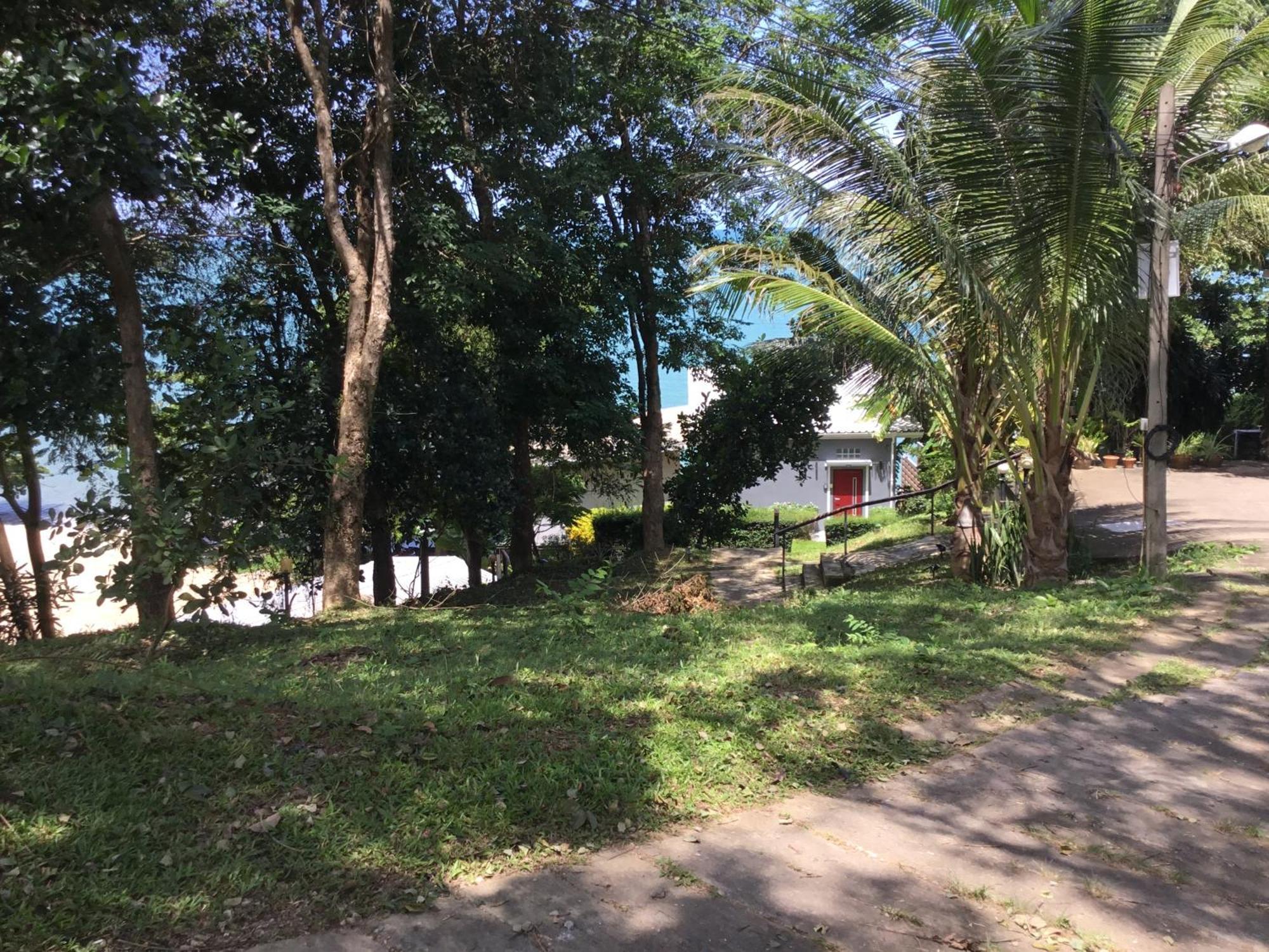 Koh Sirey Beachfront Pool Villa Phuket Bagian luar foto